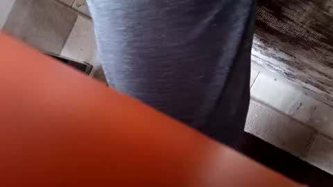 Snapshot of pamid215 chatting on 12/21/25, 11:50 angel hris online show from 12/21/25, 11:50