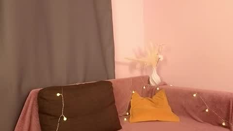 daniella online show from 11/08/25, 08:18