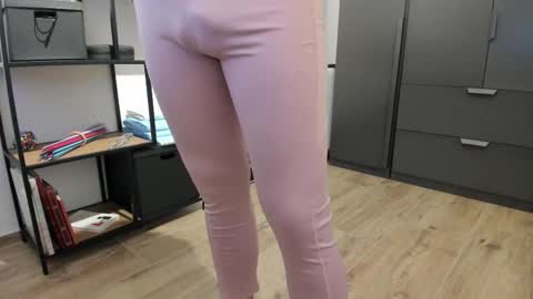 Snapshot of pampersandspanking chatting on 02/14/26, 09:28 pampersandspanking online show from 02/14/26, 09:28