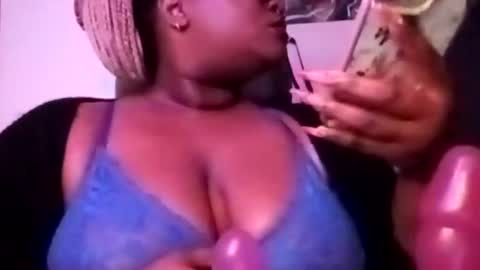 pandamami online show from 02/12/25, 12:48