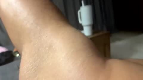 Alone online show from 11/06/25, 02:23