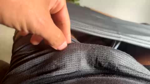 Snapshot of pandoroy chatting on 04/01/26, 04:04 Alone online show from 04/01/26, 04:04