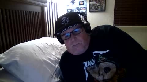Snapshot of panos678442 chatting on 04/21/26, 06:52 panos online show from 04/21/26, 06:52