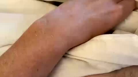 Snapshot of pantyman717 chatting on 10/13/25, 05:24 Jim online show from 10/13/25, 05:24