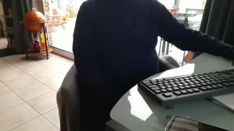 Snapshot of pantyrafke chatting on 01/20/25, 10:29 pantyrafke online show from 01/20/25, 10:29