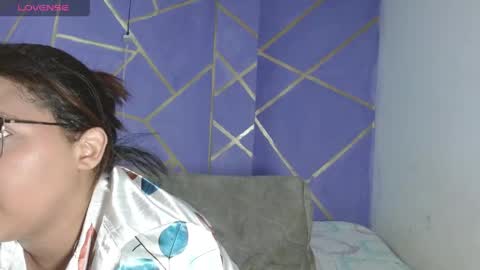 Paola Stone online show from 04/27/26, 04:21