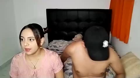 Paola 23 and Andres 25 online show from 01/28/25, 03:25