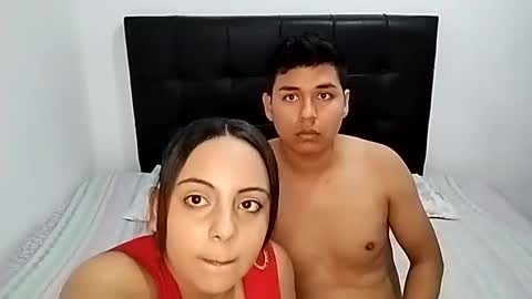 Paola 23 and Andres 25 online show from 02/12/25, 03:29