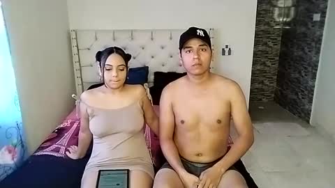 Paola 23 and Andres 25 online show from 10/10/25, 03:55