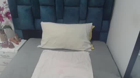 Paola Williams online show from 10/29/25, 08:54