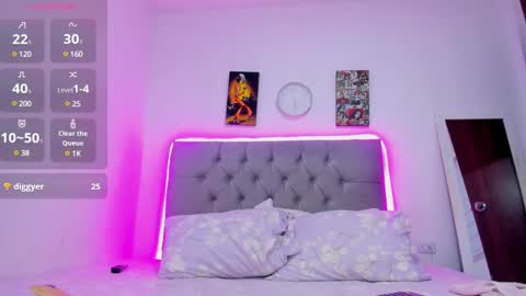 paola online show from 03/12/25, 03:24