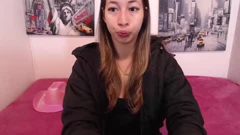 Paola online show from 04/29/26, 11:25