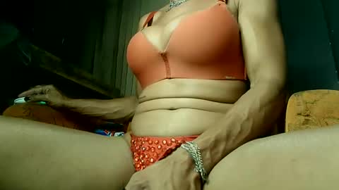 PAOLLA 23CM online show from 04/01/26, 02:34