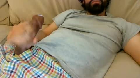 Snapshot of paolo402 chatting on 05/28/26, 02:25 Paolo online show from 05/28/26, 02:25