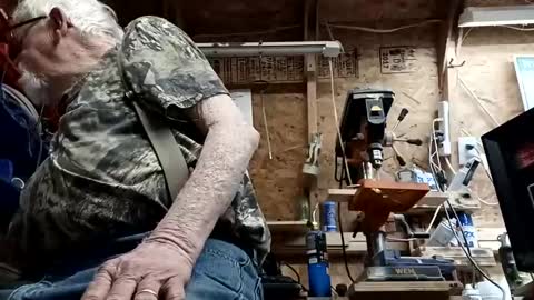 Snapshot of papajb70 chatting on 02/23/25, 02:29 papajb70 online show from 02/23/25, 02:29