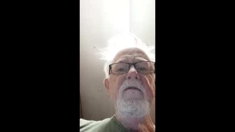 Snapshot of papajb70 chatting on 03/01/25, 10:02 papajb70 online show from 03/01/25, 10:02