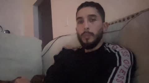 papicubano_guapo23cm online show from 11/25/25, 08:14