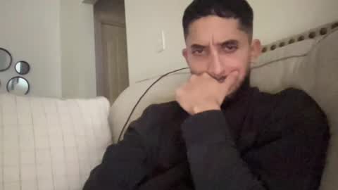 papicubano_guapo23cm online show from 12/05/25, 03:15