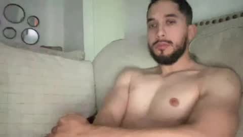 papicubano_guapo23cm online show from 04/13/26, 01:05