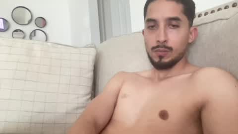 Snapshot of papicubano_guapo23cm chatting on 05/31/26, 06:20 papicubano_guapo23cm online show from 05/31/26, 06:20