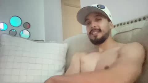 Snapshot of papicubano_guapo23cm chatting on 06/18/26, 12:09 papicubano_guapo23cm online show from 06/18/26, 12:09