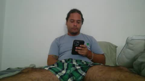 Snapshot of papiipr185 chatting on 02/22/26, 12:47 PapiiPR185 online show from 02/22/26, 12:47