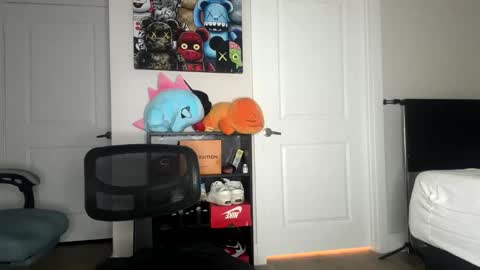 Snapshot of papijakey chatting on 11/14/25, 01:26 -- New Videos Down Below online show from 11/14/25, 01:26