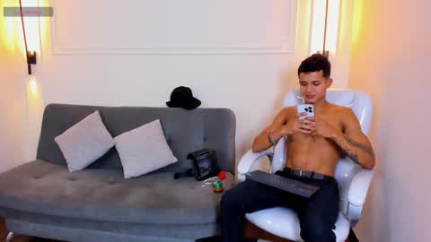 Ryan And Casper online show from 11/20/25, 09:03