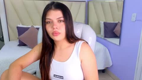 Snapshot of paradise_doll_s chatting on 02/28/25, 08:20 Amy and my doll online show from 02/28/25, 08:20
