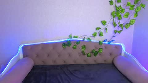 Snapshot of paradisepleasure_ chatting on 12/19/24, 02:56 Allie  Alex Thumbs up if you like us online show from 12/19/24, 02:56