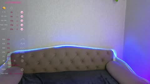 Snapshot of paradisepleasure_ chatting on 12/26/24, 02:33 Allie  Alex Thumbs up if you like us online show from 12/26/24, 02:33