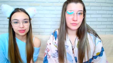 Snapshot of paradisexparadisex chatting on 02/15/26, 03:03 paradisexparadisex online show from 02/15/26, 03:03