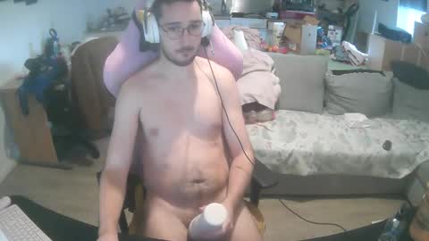 Snapshot of paradoxe91 chatting on 01/16/26, 09:24 paradoxe91 online show from 01/16/26, 09:24