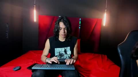 paranoidtemptaion_ online show from 02/13/25, 12:11