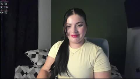 Snapshot of pareja_curiosa19 chatting on 06/10/26, 02:12 pareja_curiosa19 online show from 06/10/26, 02:12