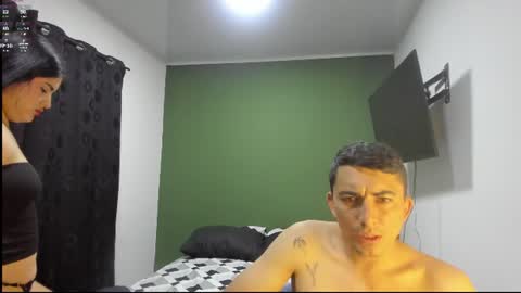 Snapshot of pareja_curiosa19 chatting on 06/30/26, 01:06 pareja_curiosa19 online show from 06/30/26, 01:06