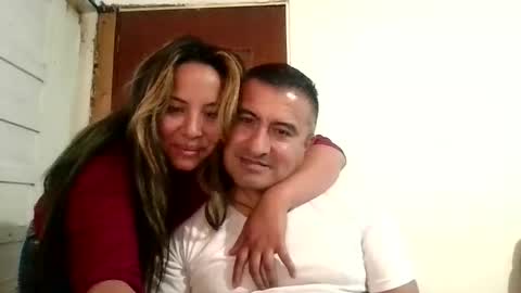 Snapshot of pareja_sex2026 chatting on 04/28/26, 06:35 pareja_sex2026 online show from 04/28/26, 06:35