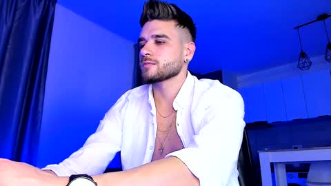 Paris online show from 12/09/24, 07:18