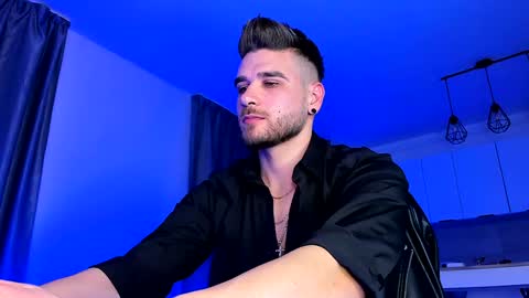 Paris online show from 12/15/24, 07:42