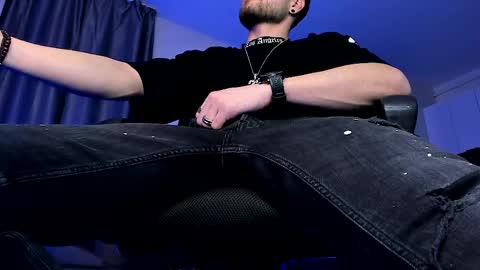 Paris online show from 02/09/25, 11:46