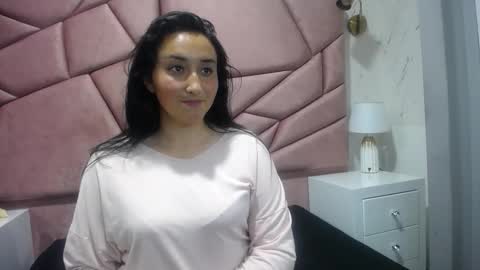 kitty online show from 11/22/25, 07:46