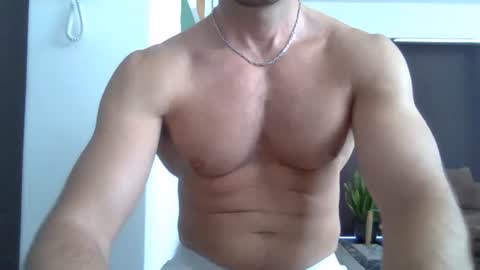 Snapshot of parisien75015 chatting on 12/12/24, 11:18 Porn Actor 21cm Hetero online show from 12/12/24, 11:18