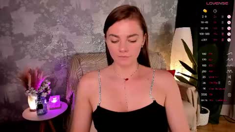 Paris online show from 06/27/26, 12:22