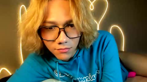 connie online show from 12/11/24, 09:45