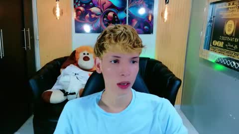 Snapshot of park_jimin1 chatting on 09/11/25, 12:05 park_jimin1 online show from 09/11/25, 12:05