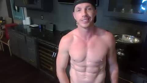 Snapshot of parkerflexes chatting on 04/01/26, 10:49 Parker online show from 04/01/26, 10:49