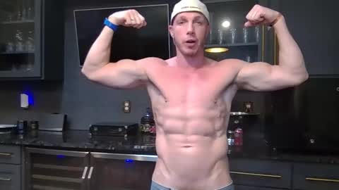 Snapshot of parkerflexes chatting on 04/28/26, 01:16 Parker online show from 04/28/26, 01:16