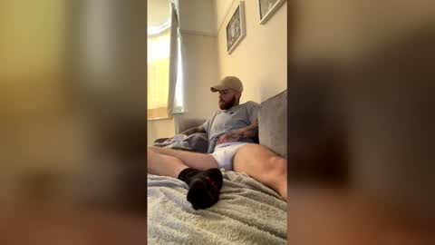 parkertom525 online show from 05/19/26, 02:23