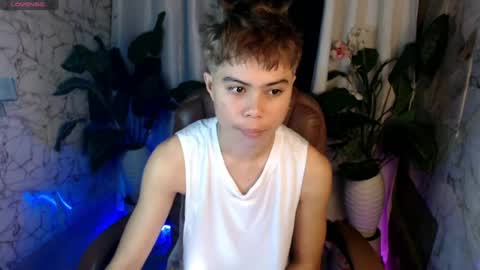 Snapshot of parkseo_yeon chatting on 07/14/26, 12:46 HENRY online show from 07/14/26, 12:46