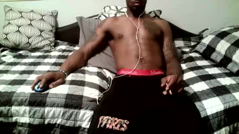 Snapshot of parlaytellio chatting on 03/02/26, 01:30 Parlay Tellio online show from 03/02/26, 01:30